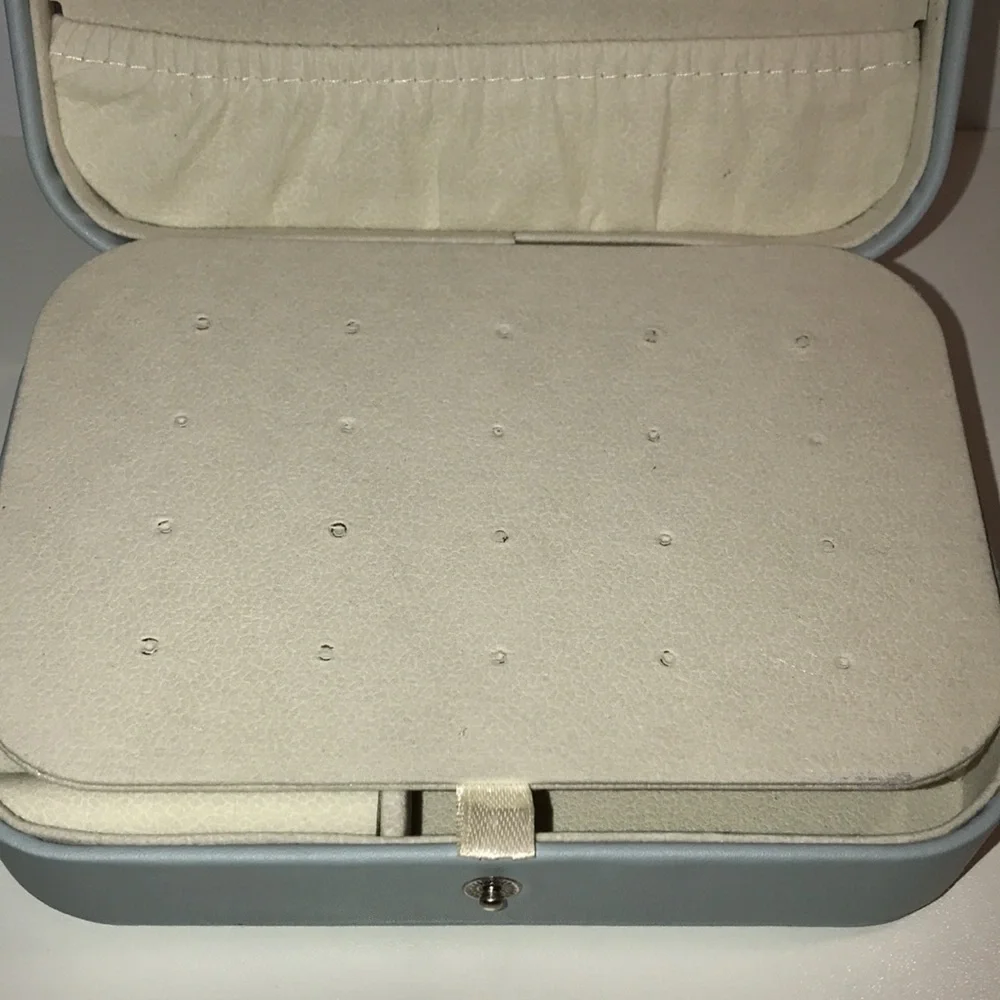 Blue travel Jewelry Organizer NEW